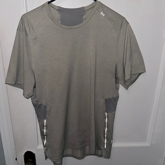 Fast and Free Short Sleeve Heathered Silverstone/Sea Salt - Men's Medium - Picture 1 of 7